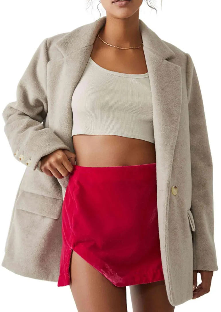 Annalise Velvet Mini Skirt in Pink Phenom