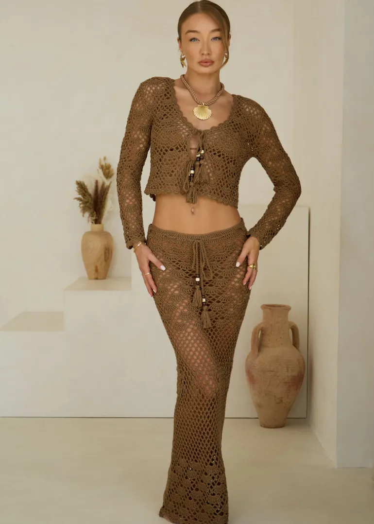 Crochet Cardigan Sea Shells in Mocha Mousse