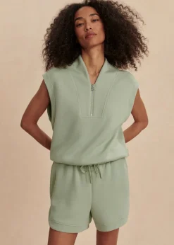 Ollie High Rise Shorts in Snow Sage